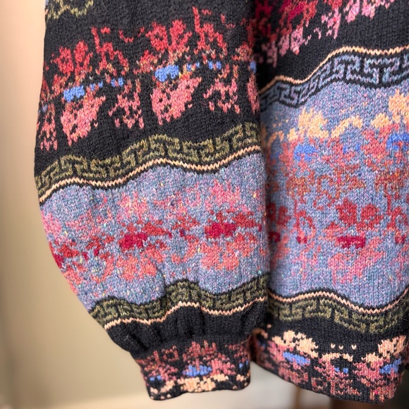 Icelandic Design Wool Cardigan with Silver Buttons Womens oversized M/L - Picture 10 of 14